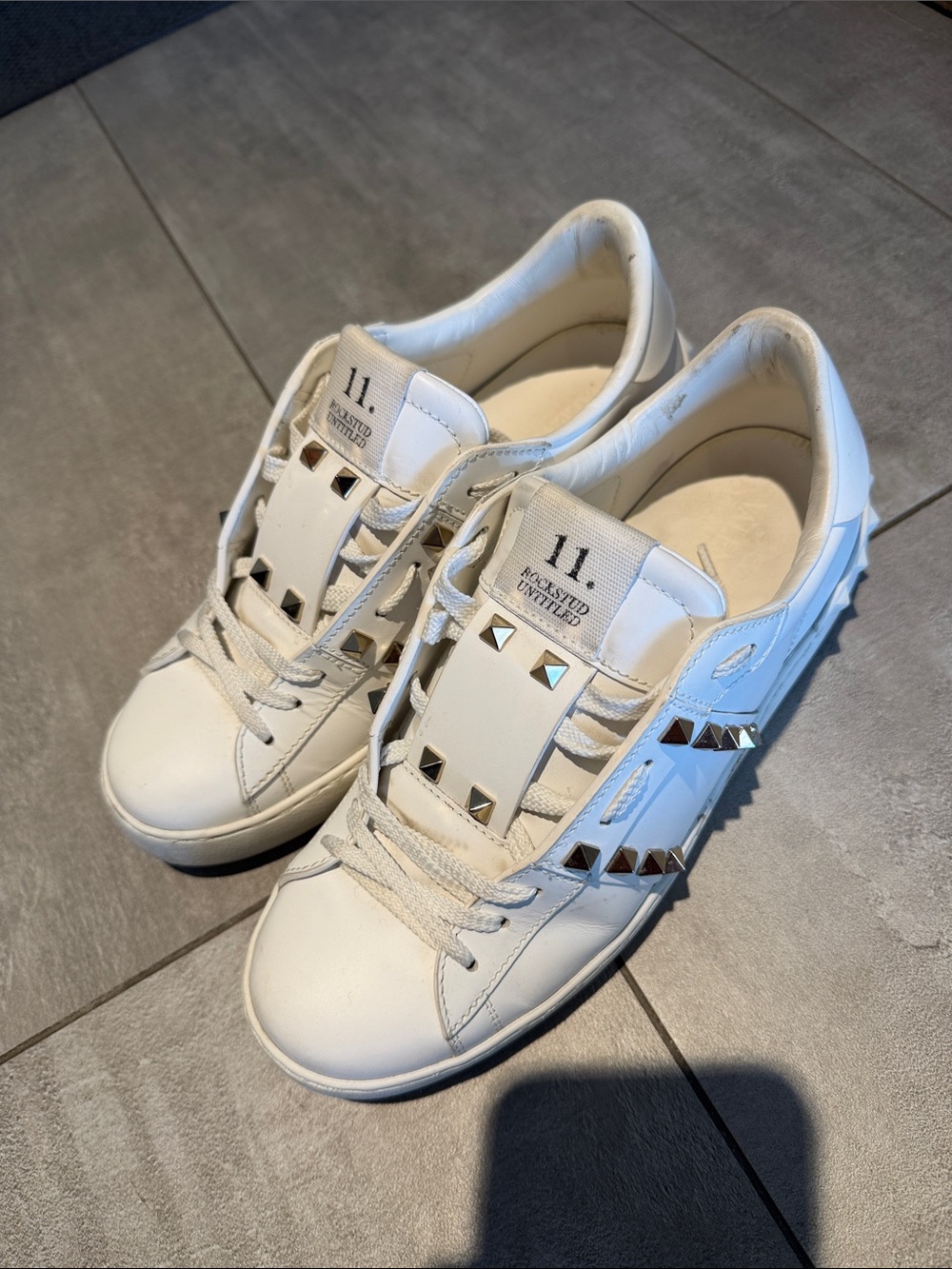 VALENTINO GARAVANI Rockstud Sneakers